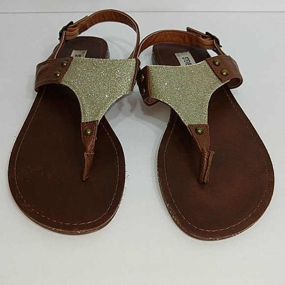 Steve Madden Pami Leather Thong Sandals - Picture 2 of 9